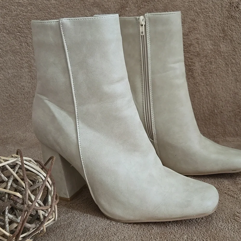 StreetWear Society | Cream Beige Heeled Boots - Picture 1 of 10